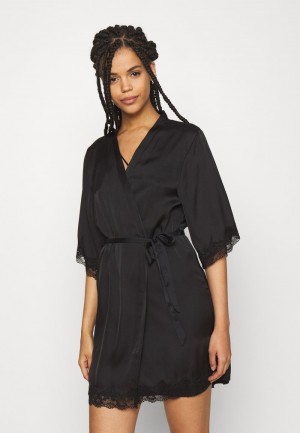 Anna Field Wholesale Ariana Satin Kimono Klänning Gown Bathrobe Dam Svarta | SE-WDXNIO961