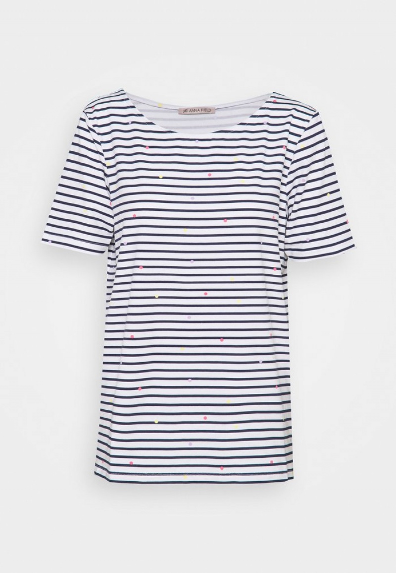 Anna Field Coupon Print T-Shirt Dam Vita | SE-CEGHFJ389